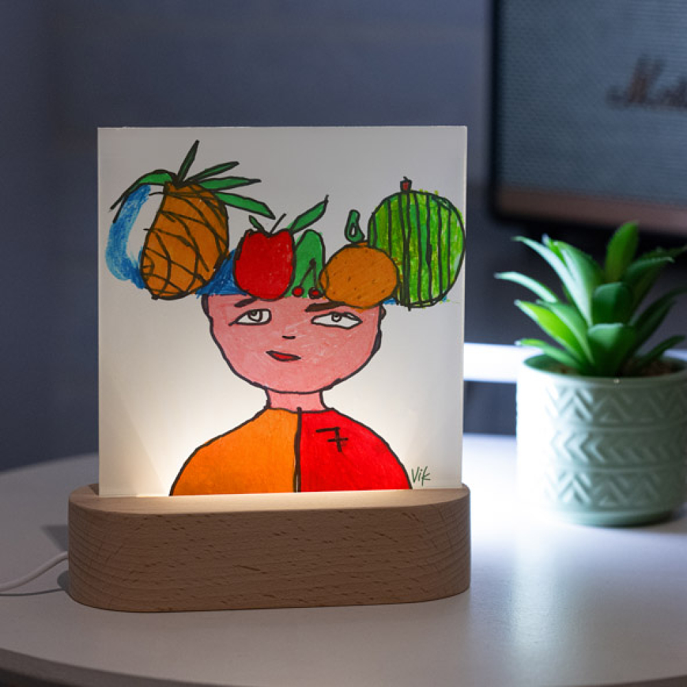 Fruit Hat II - PlexiFrame με Ξύλινη LED Βάση